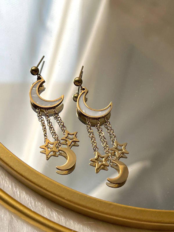 Star and crescent hoop earrings๐ Preview Image