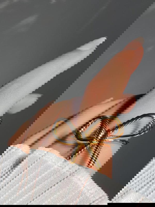 Bow ring 🎀🪞🩰🦢🕯️ Image 2 Preview