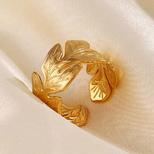 Antique ring ༘⋆ Image 1 Preview