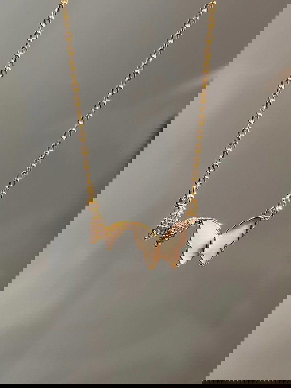 Butterfly necklace.🦋💌 Image 1 Preview