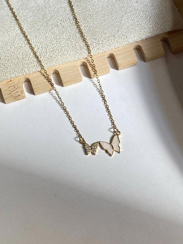 Butterfly necklace.🦋💌 Image 3 Preview