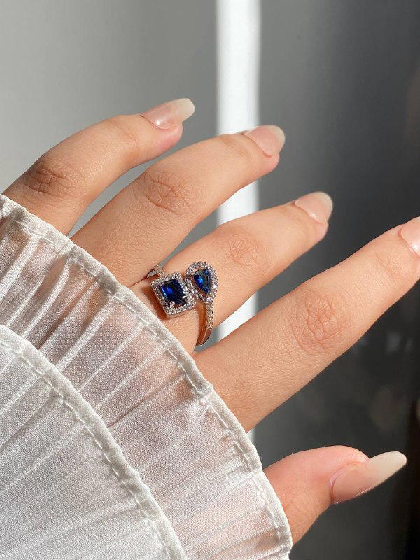 Gold free size 💙 Image 2 Preview