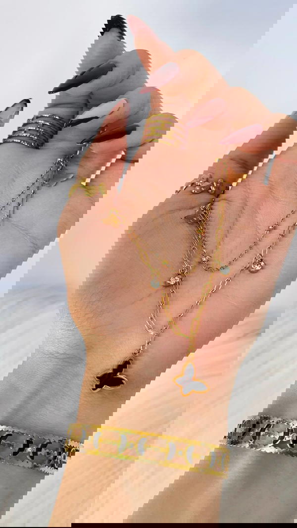 Two-tier butterfly necklace ⋆.˚🦋༘  Image 6 Preview