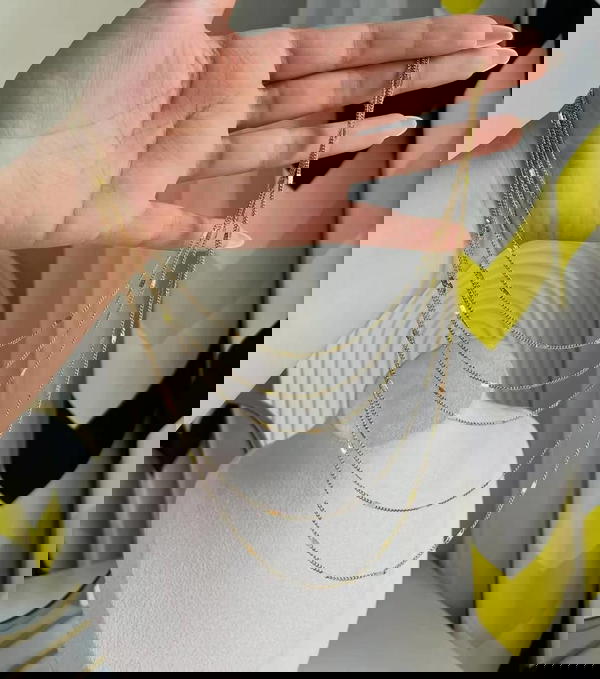 Typical 5-tier gold chain   Image 7 Preview