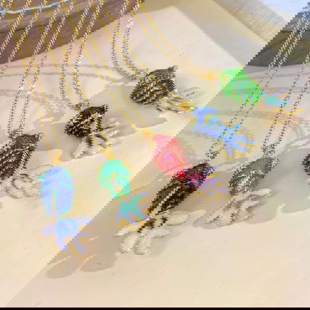 في البحر سمكة  Preview Image