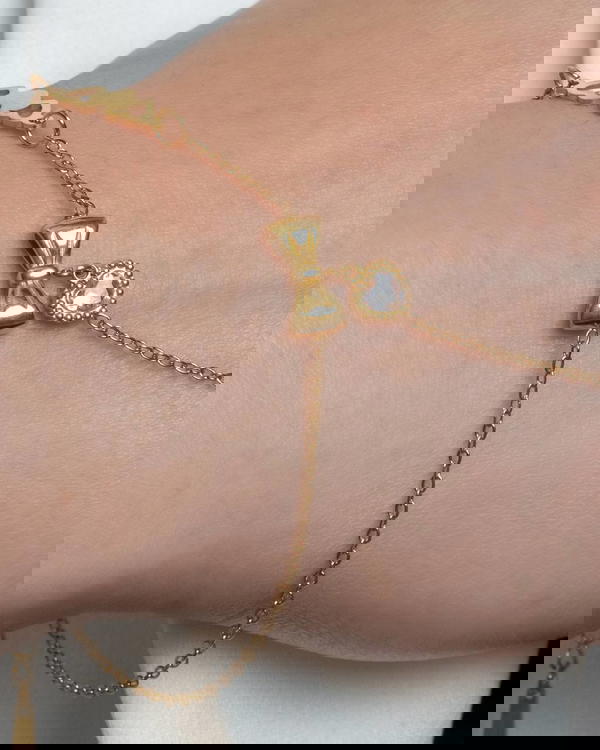 Hand chain ห.๐เผโ Image 5 Preview