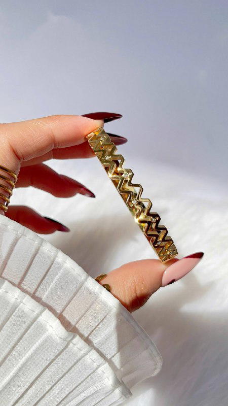 Elagant bracelet ( •͈૦•͈ ) Image 2 Preview