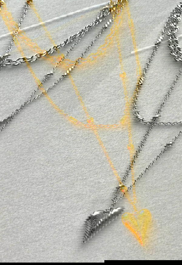 A wonderful 3- chain !❤️ Image 1 Preview