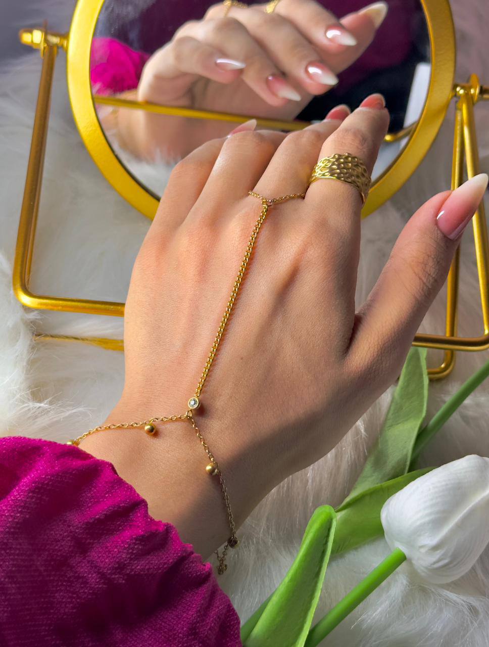 Hand Chain ๐ Preview Image