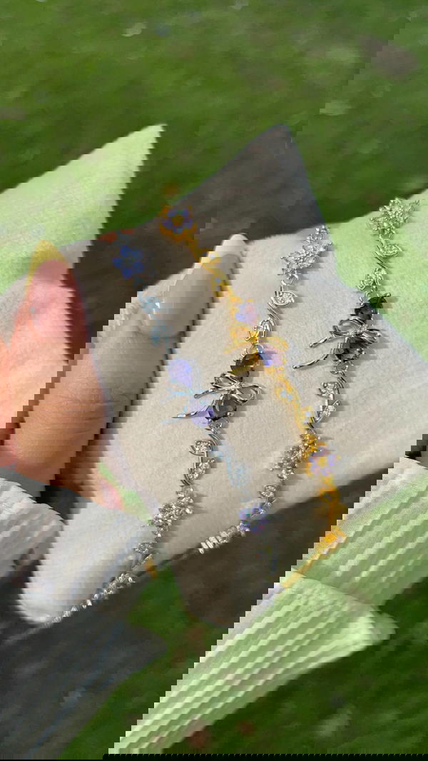 متاح 4 الوان جولد وسلفر Image 3 Preview