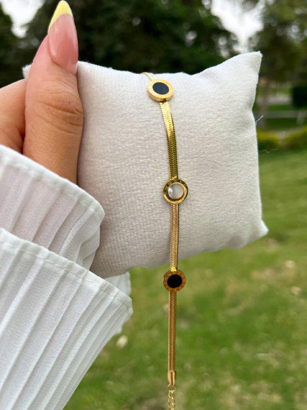 انسيال بلغارى ⋆⭒˚.⋆ Image 1 Preview