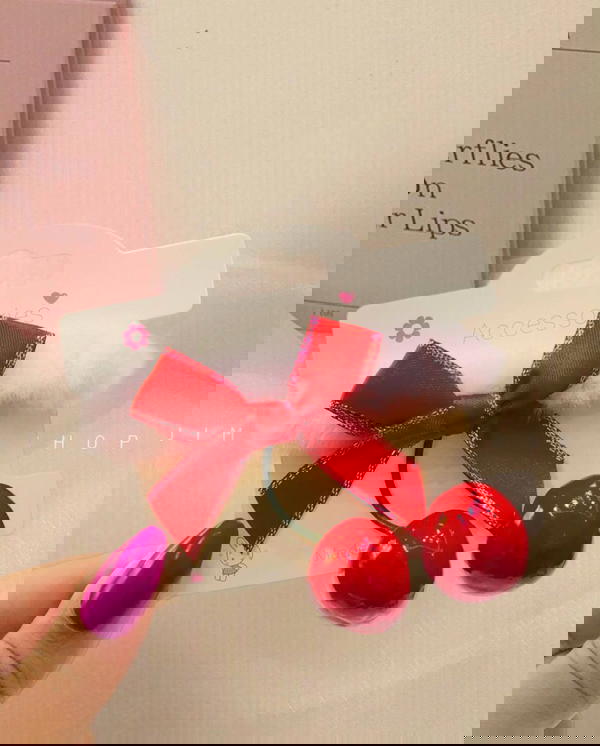 استك كريز تحفه  𓊆ྀི🍒𓊇ྀི Image 2 Preview