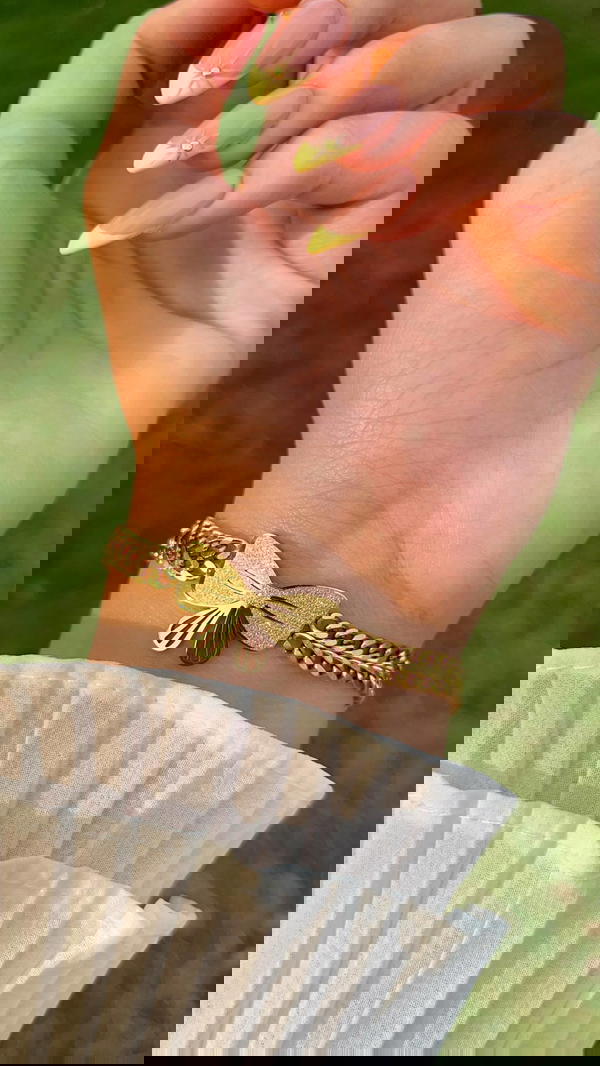 Typical gold Flows ⋆˙⟡♡ Image 5 Preview