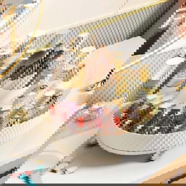 Rotating acrylic makeup organizer ๐  Image 2 Preview