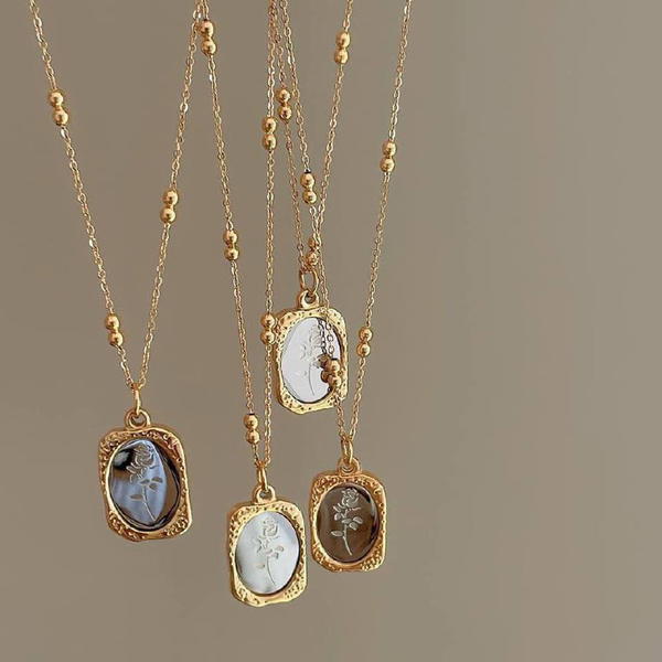 Mirror rose chain 🪷🪞✨ Image 1 Preview