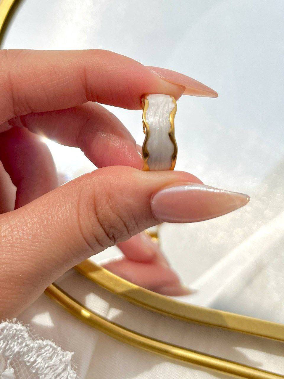 Free size  WHITHE Preview Image