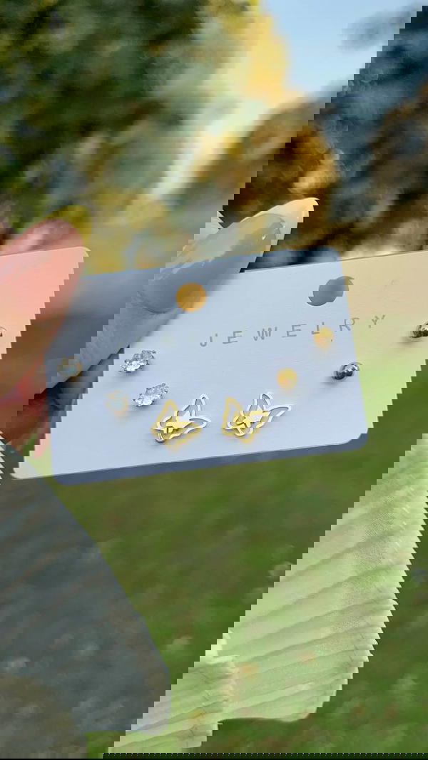 Set of earrings Image 1 Preview