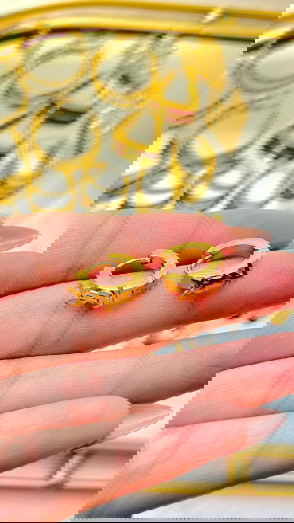 حلق تكة ysl  Image 2 Preview