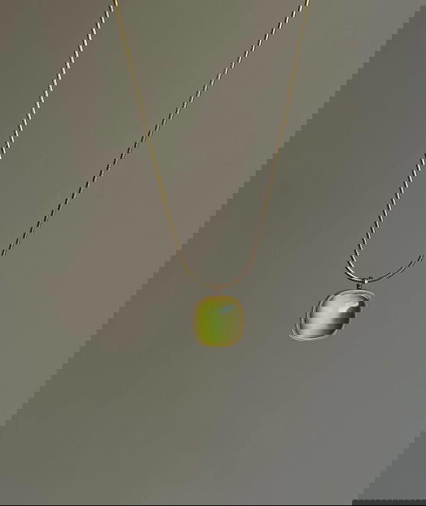 Natural stone necklace 💚 Image 2 Preview