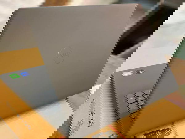 Dell vestro 3500 Image 2 Preview