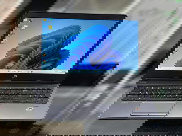 Laptop HP Elitebook Image 4 Preview