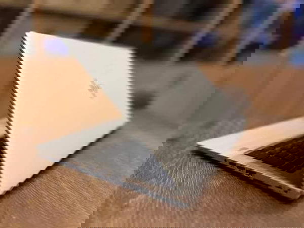 🔷 *للبيع: لابتوب HP Elitebook 755 G5 بحالة ممتازة!* 🔷 Image 5 Preview