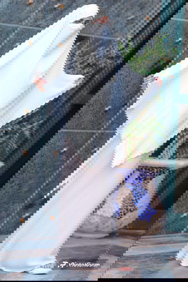 خمار فرنسي مثلث Image 2 Preview