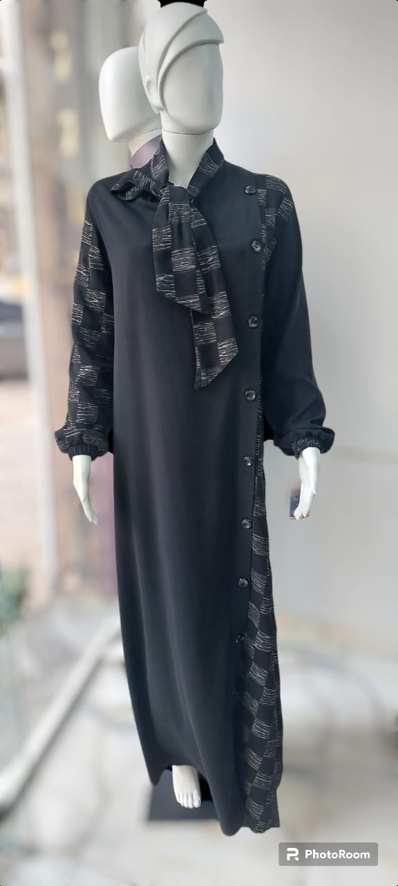 عباية رزان  Preview Image