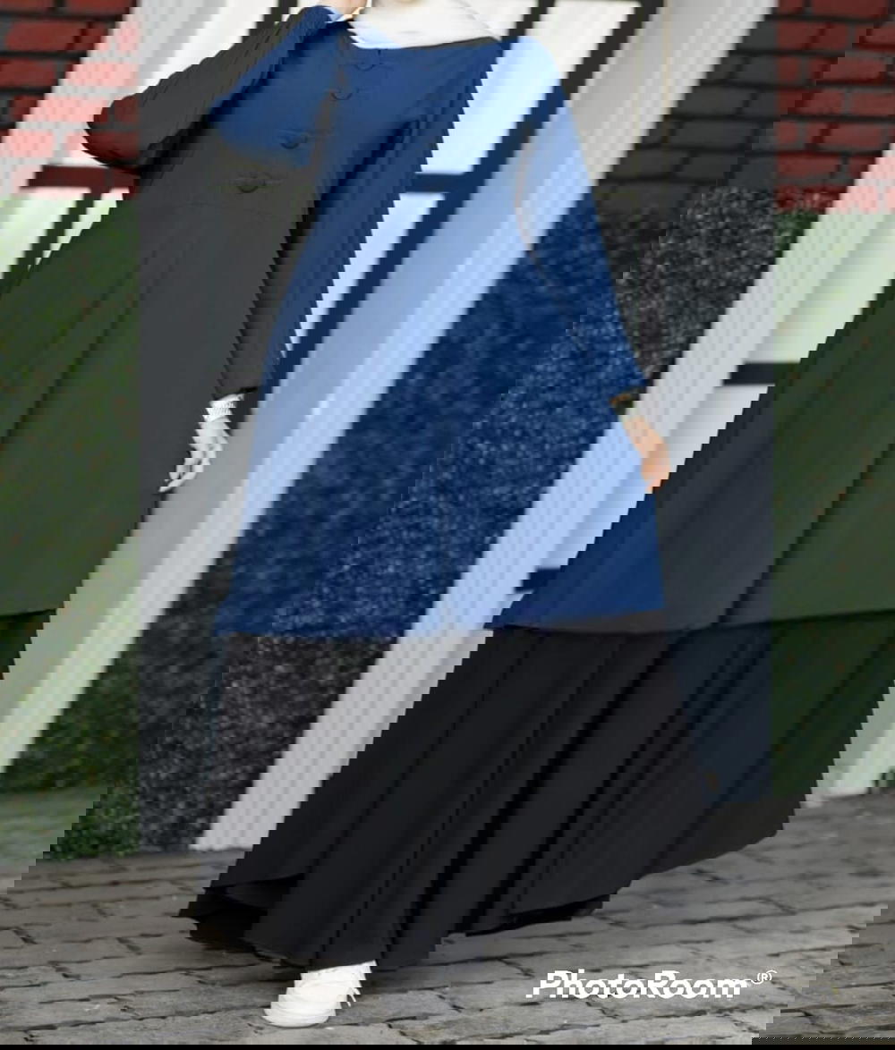 ادناء ماليكه  Preview Image