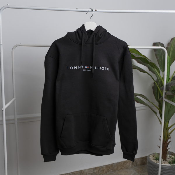 🎯 هودي Tommy Hilfiger الجديد - رمز الأناقة والدفء! Image 3 Preview