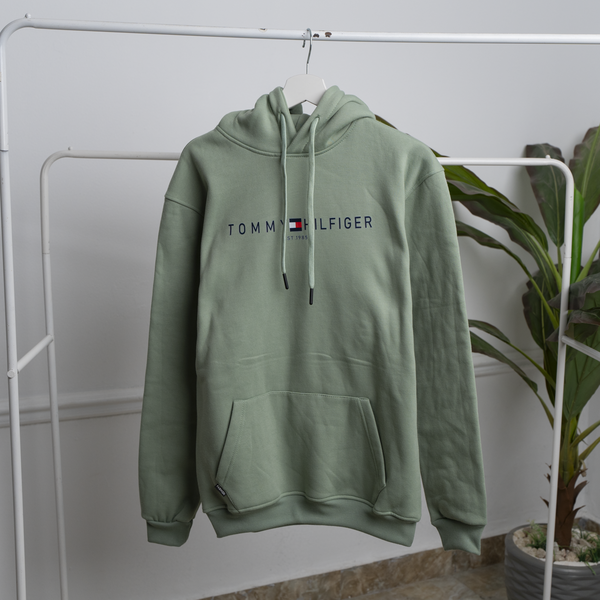 🎯 هودي Tommy Hilfiger الجديد - رمز الأناقة والدفء! Image 5 Preview