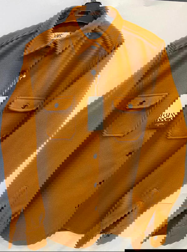 قميص جوخ سادة Image 1 Preview