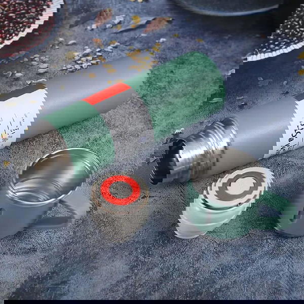 ترمس حافظ للحرارة + 2 كوب Image 2 Preview
