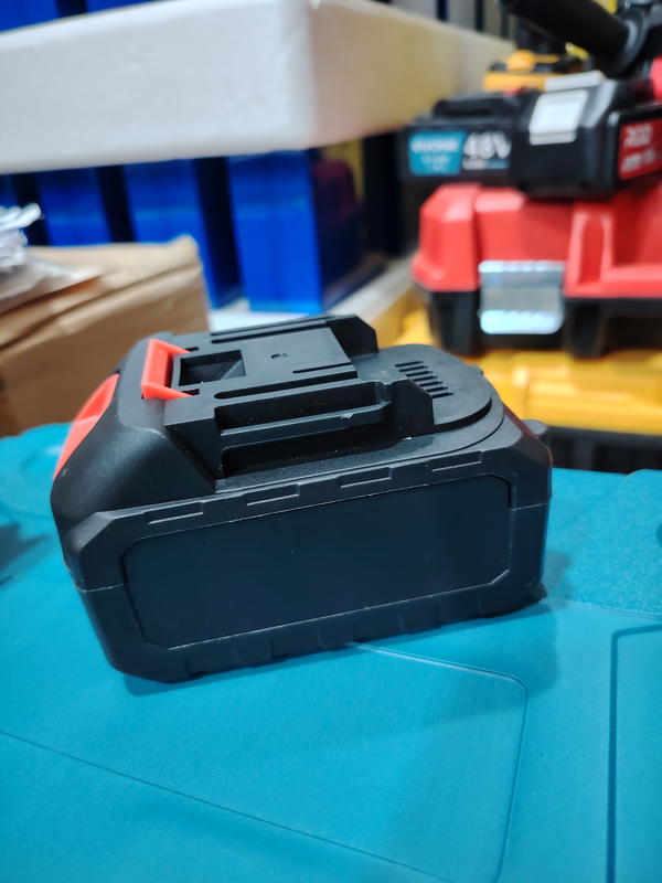 بطارية ماكيتا بيها 10 خلايا  Image 4 Preview