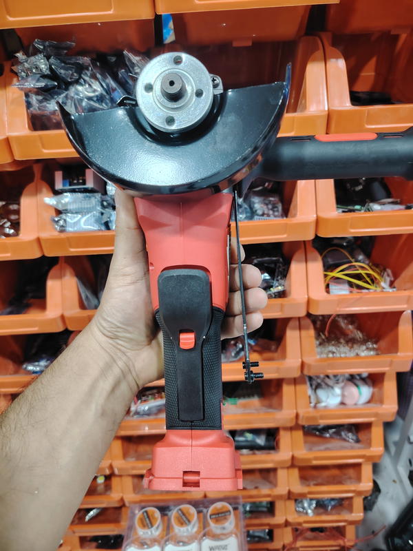 كوسره برشلس فارغ بدون بطاريه و شاحنه يرهم بطاريه ملواكي  Image 1 Preview