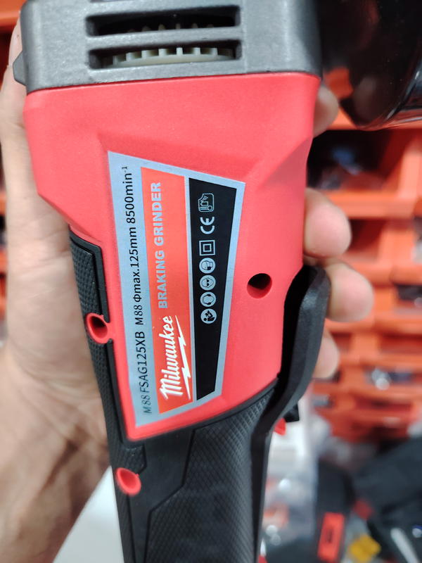 كوسره برشلس فارغ بدون بطاريه و شاحنه يرهم بطاريه ملواكي  Image 4 Preview