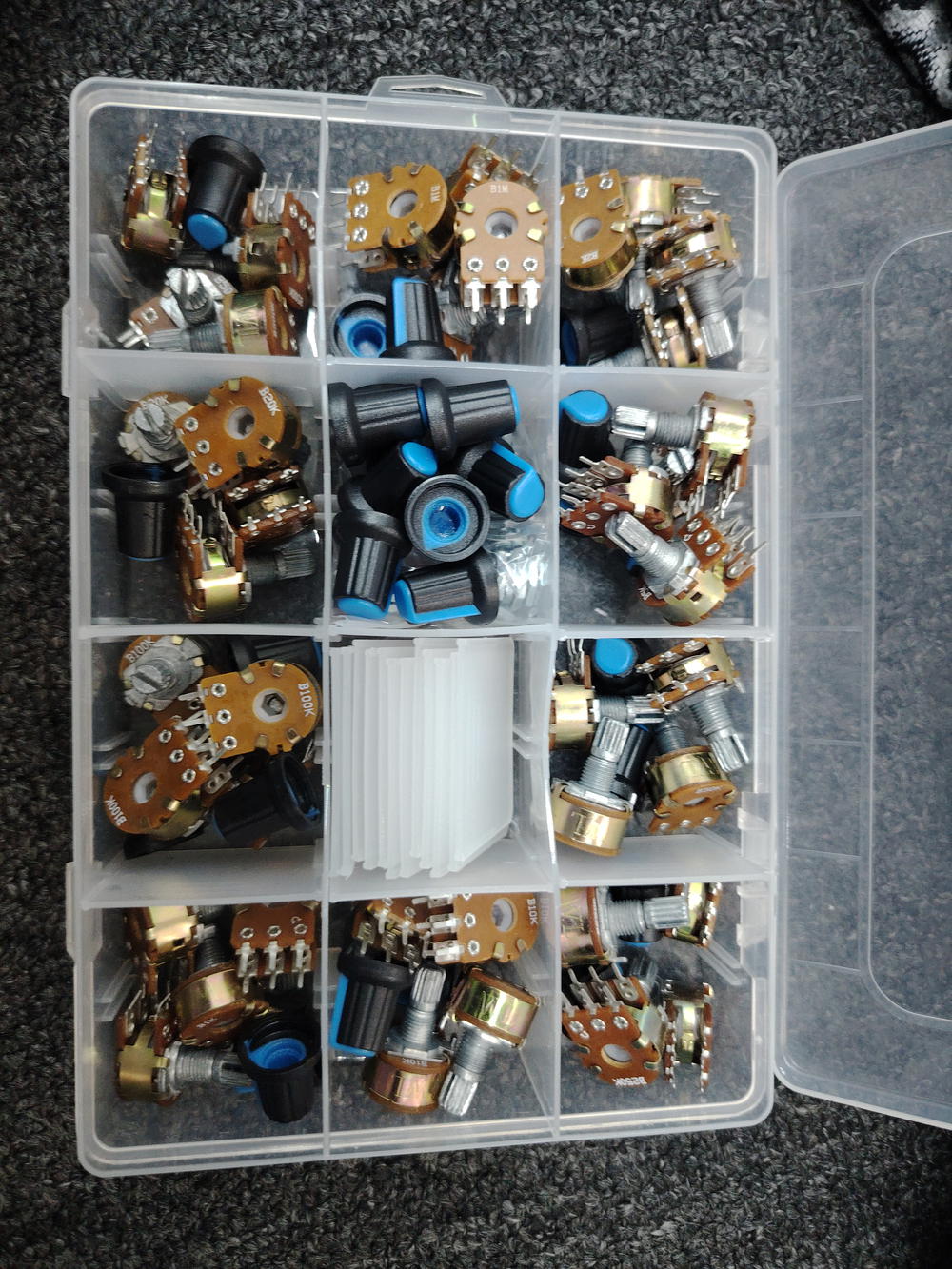 مقاومه متغيره  Preview Image