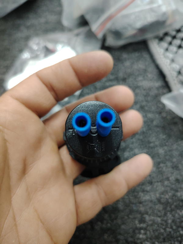 شاحن موبايل يستخدم فط مشاريع او للقوارب وسيارة  Image 2 Preview