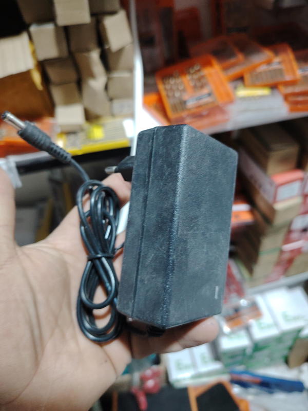 شاحنه 12.6v 2A Image 1 Preview