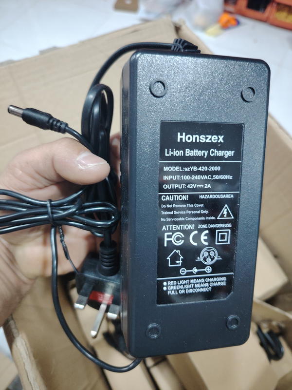 شاحنه سكوتر 36v) 42v( Image 1 Preview