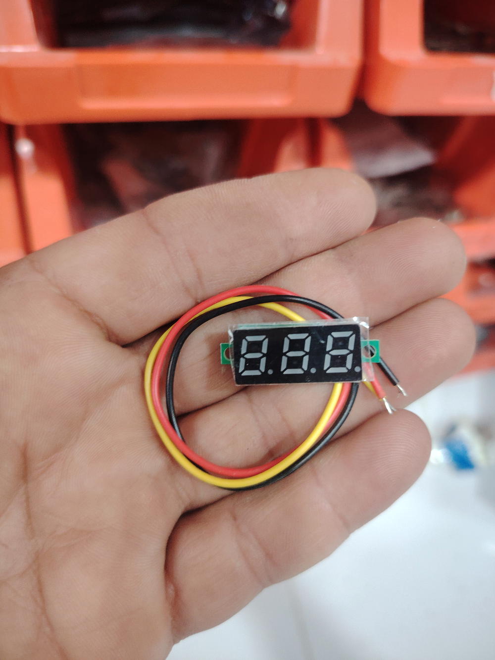 شاشه فولت 4.5v-30v  Preview Image