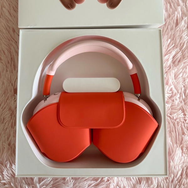AirPods Max pink  Image 3 Preview