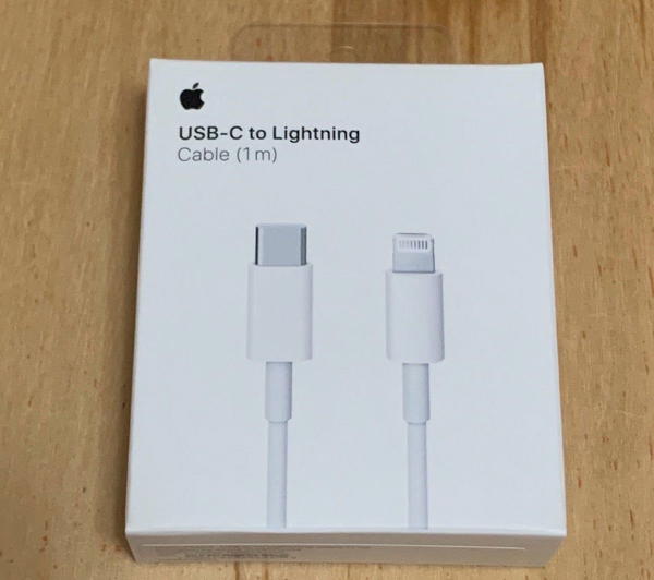 Cable iPhone USB-C to lightning  Image 2 Preview