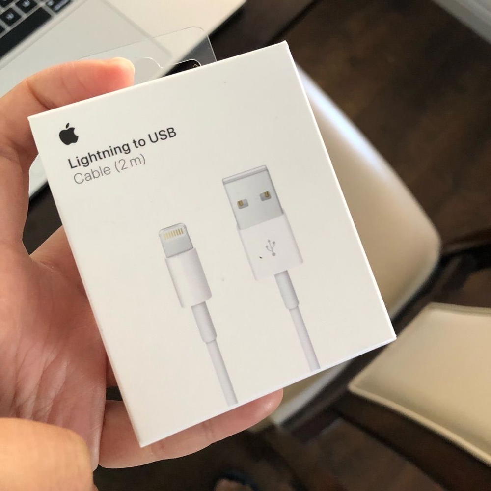 lightning cable  Preview Image