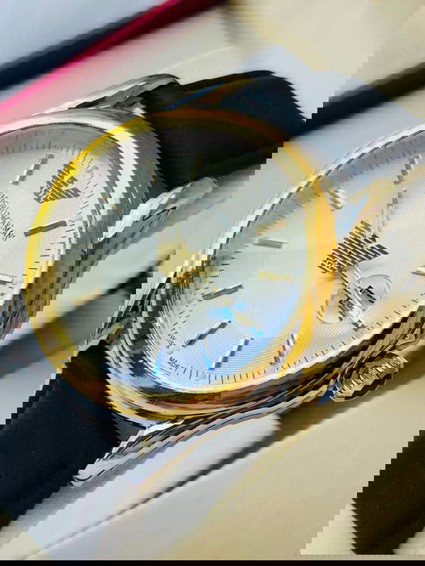  الساعات الفاخرة  Image 1 Preview
