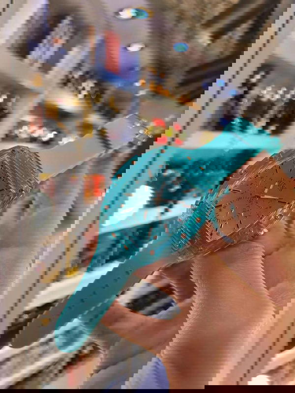 GUESS  Image 2 Preview