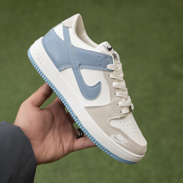 كوتشي Nike Image 3 Preview