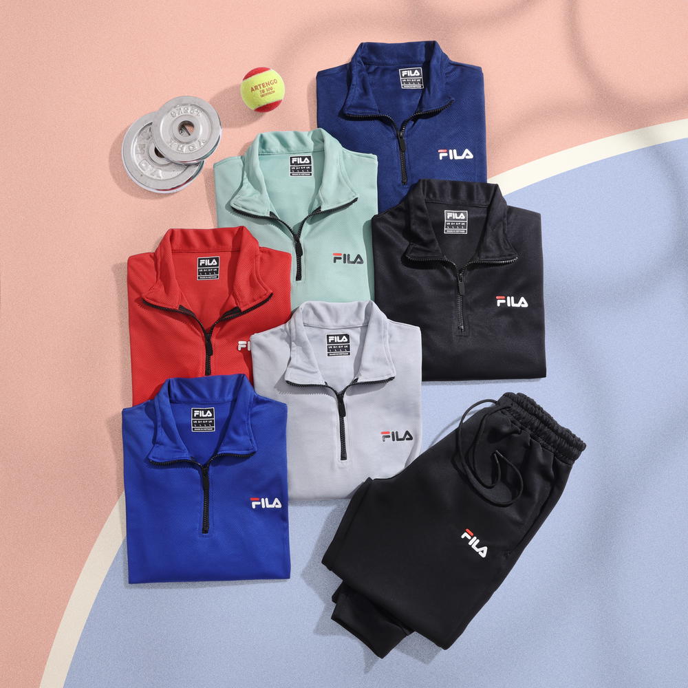 طقم رياضي تيشرت كم + بنطلون FILA Preview Image