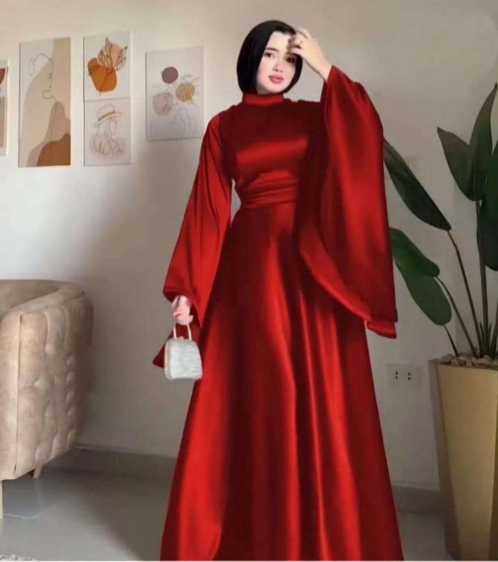 فستان كم واسع Preview Image