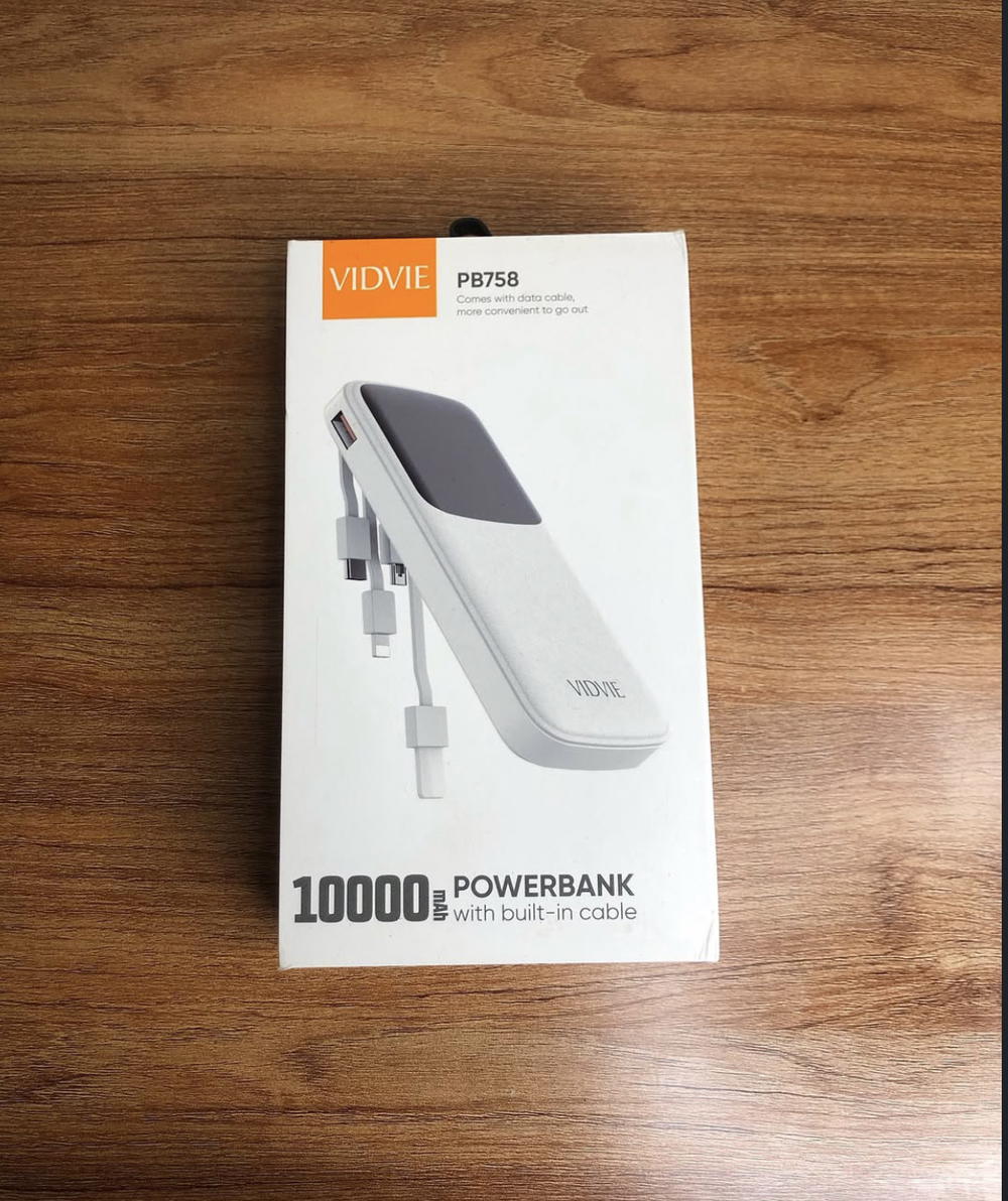 باور بانك يحتوي على 4 كبلات مدمجة مع أطراف توصيل - USB 10000mAh اصلي بشاشة ديجيتال Preview Image